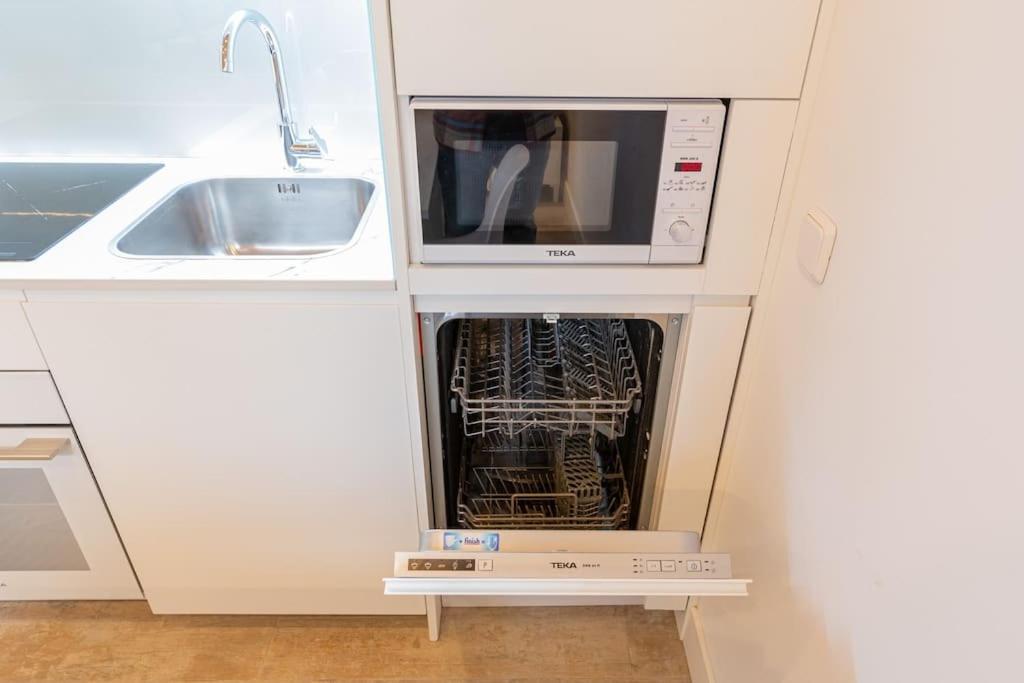 Amplio Apto A 300M De Retiro Madrid Dış mekan fotoğraf